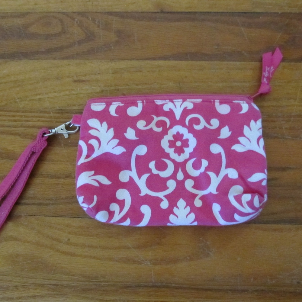 Thirty-One Gifts Wristlet in Pink Parisian Print